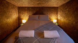 bedroom2.jpg